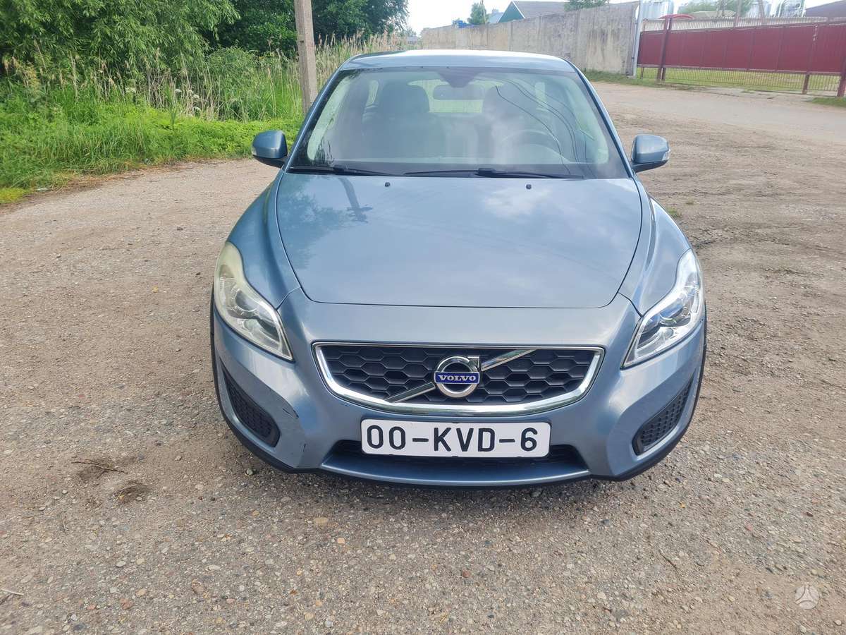 Volvo C30, 1.6 l., hatchback