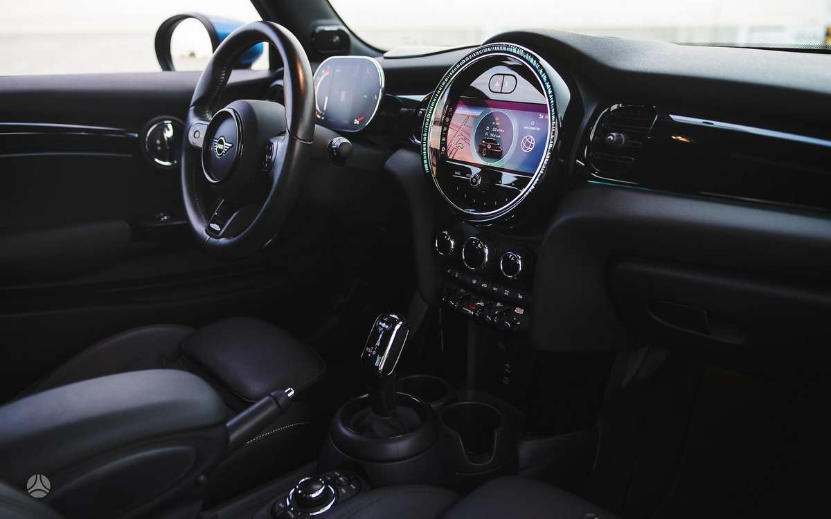 Mini Cooper JCW, 2.0 l., hatchback