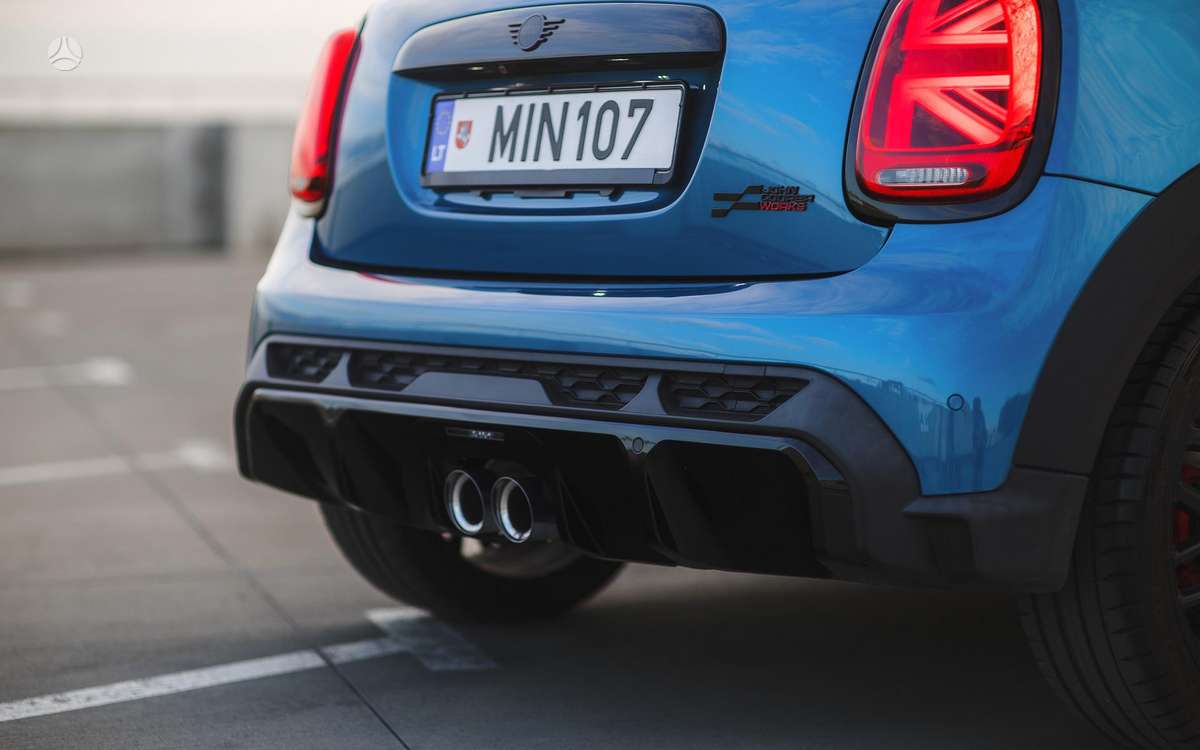 Mini Cooper JCW, 2.0 l., hatchback