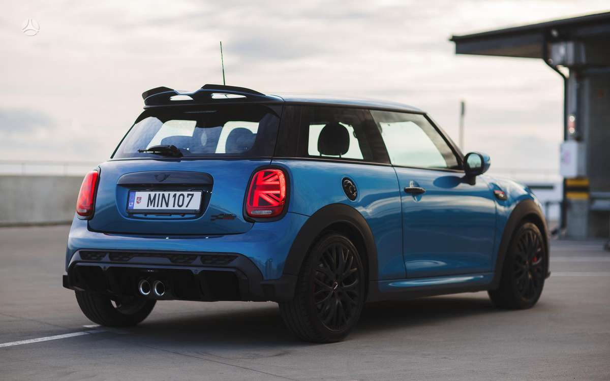 Mini Cooper JCW, 2.0 l., hatchback