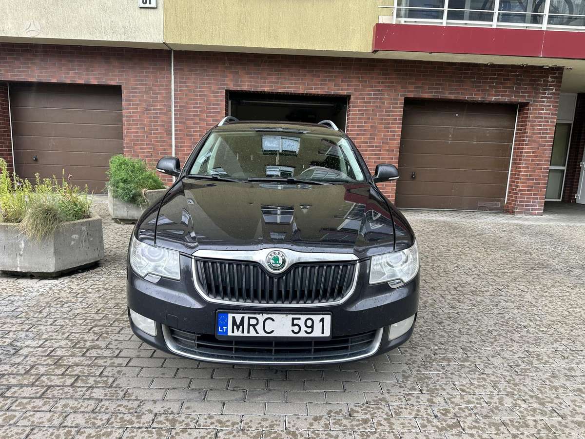Skoda Superb, 2.0 l., wagon