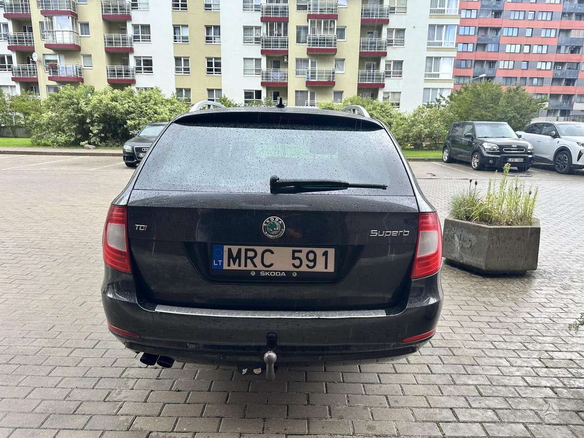 Skoda Superb, 2.0 l., Универсал