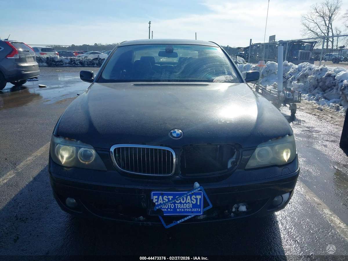 BMW 750, 4.8 l., Седан