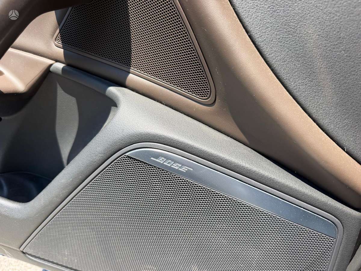 Audi A6 allroad, 3.0 l., Универсал