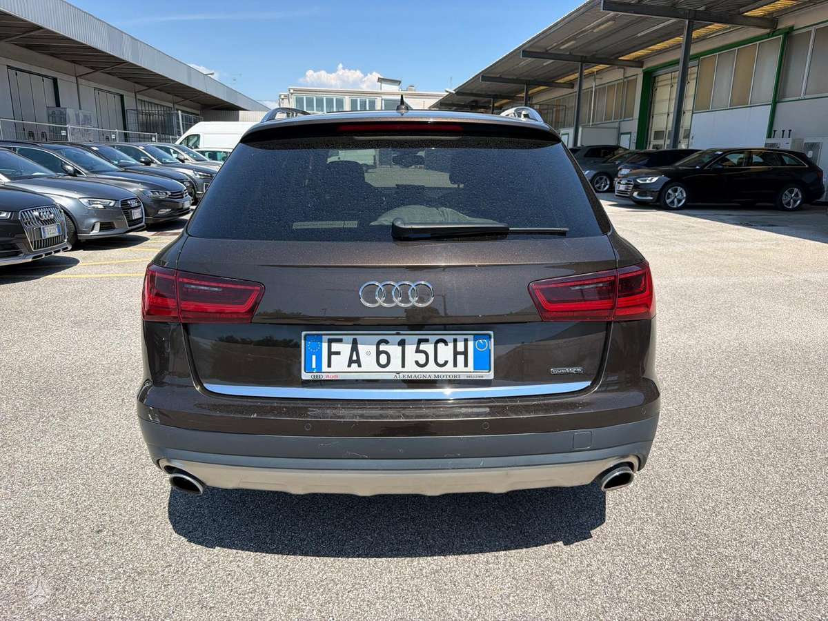 Audi A6 allroad, 3.0 l., Универсал