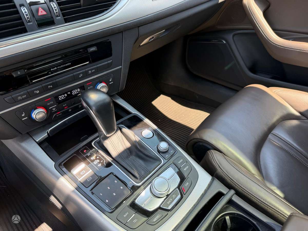 Audi A6 allroad, 3.0 l., Универсал
