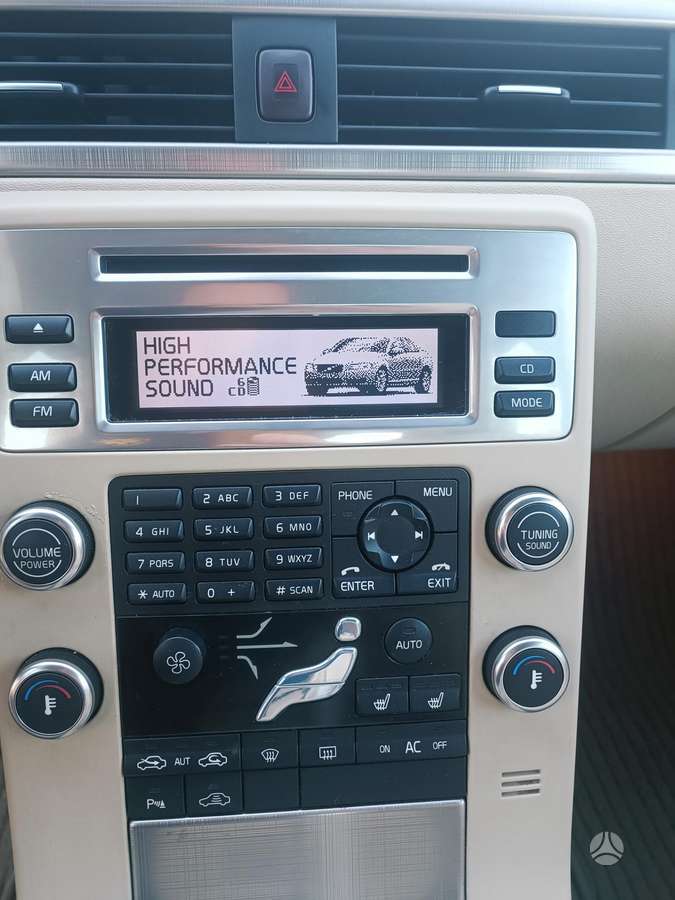 Volvo S80, 2.4 l., Седан