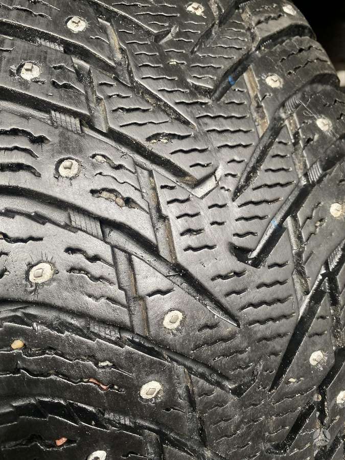 Nokian, зимние 215/65 R16