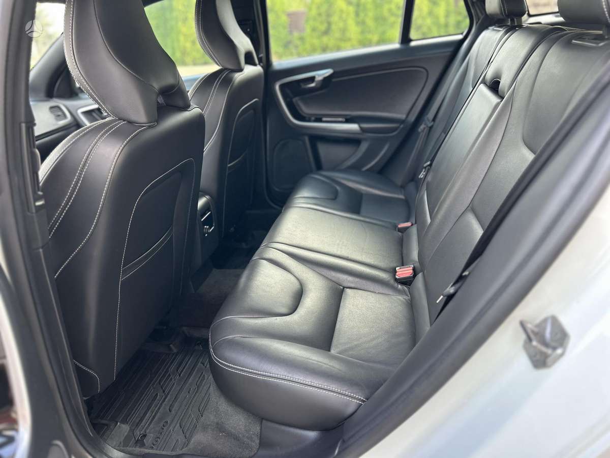Volvo V60, 2.4 l., Универсал