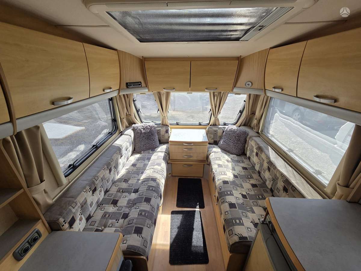 Sterling Europa 600, кемперы