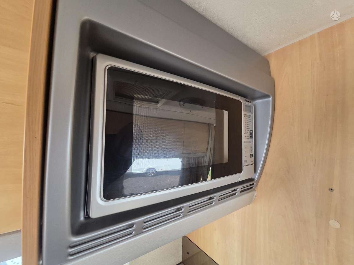 Sterling Europa 600, caravans