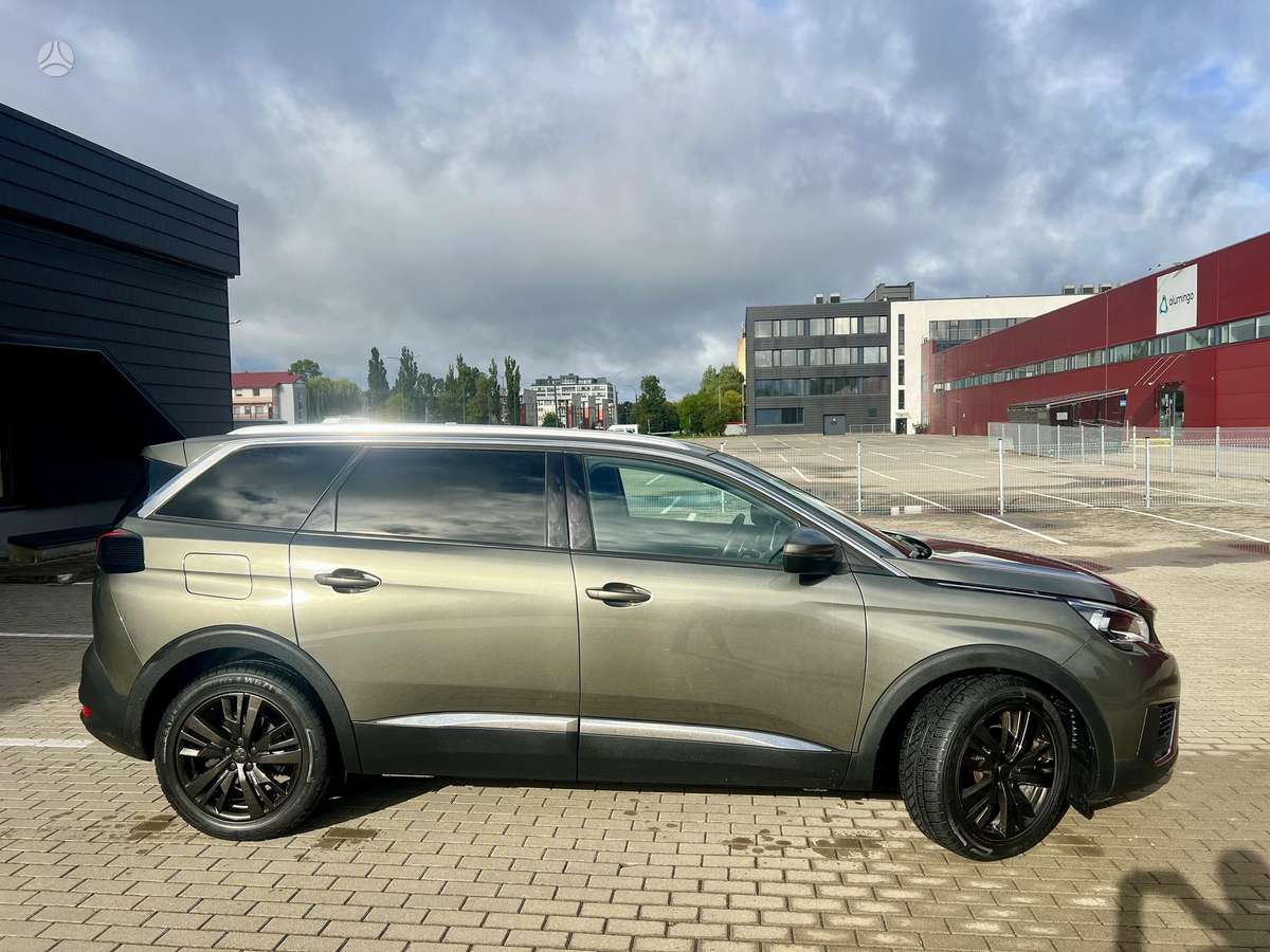 Peugeot 5008 - 7