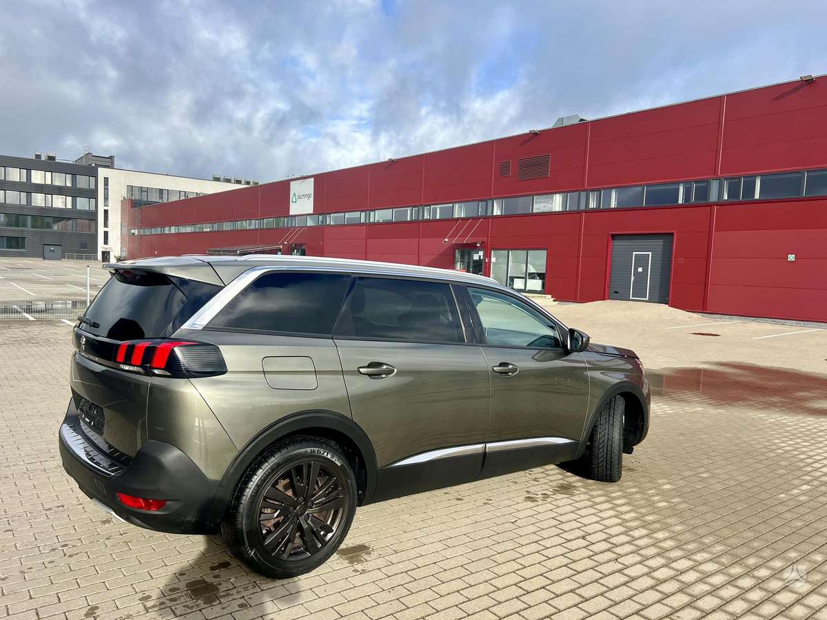 Peugeot 5008 - 9