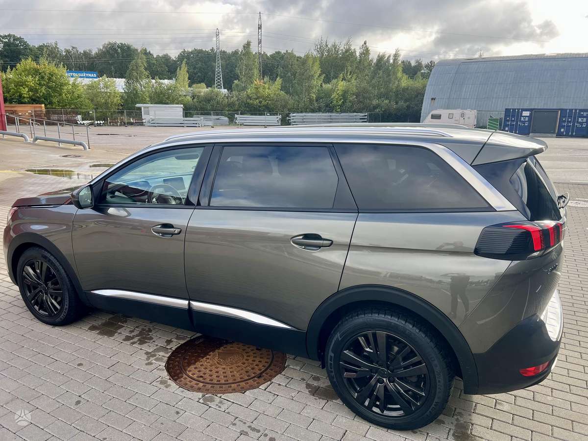 Peugeot 5008 - 11