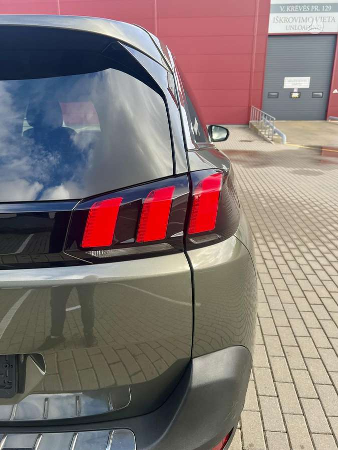 Peugeot 5008 - 12