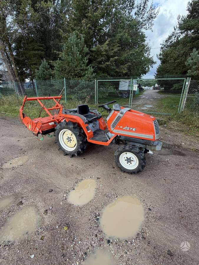 Kubota Aste A-15, tractors