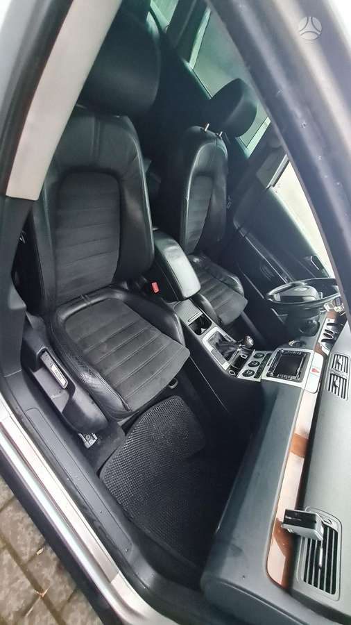 Volkswagen Passat - 12