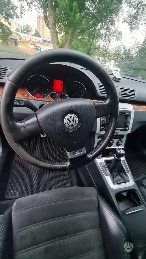 Volkswagen Passat, 2.0 l., Универсал