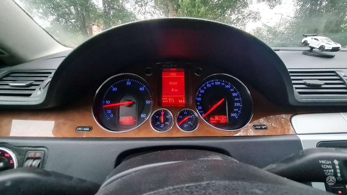 Volkswagen Passat, 2.0 l., Универсал