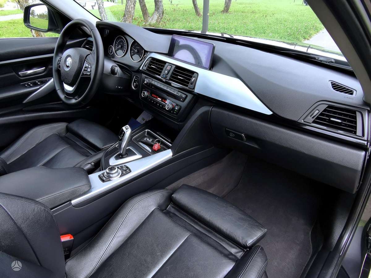 BMW 320, 2.0 l., wagon