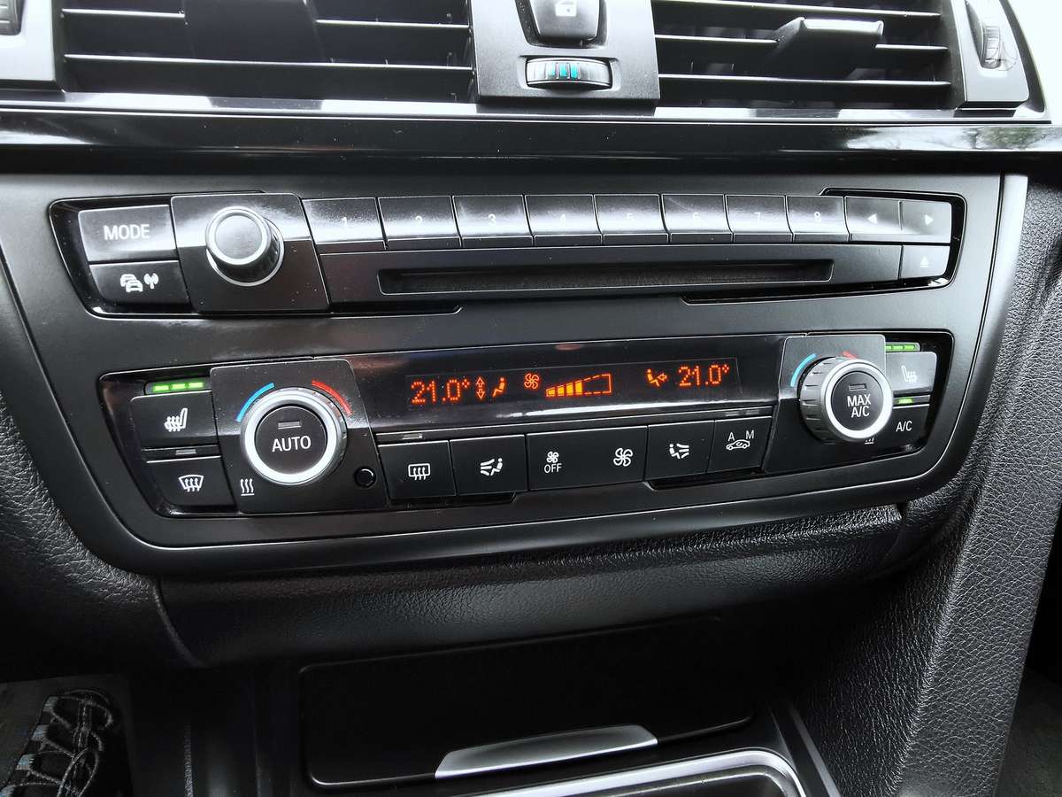 BMW 320, 2.0 l., Универсал