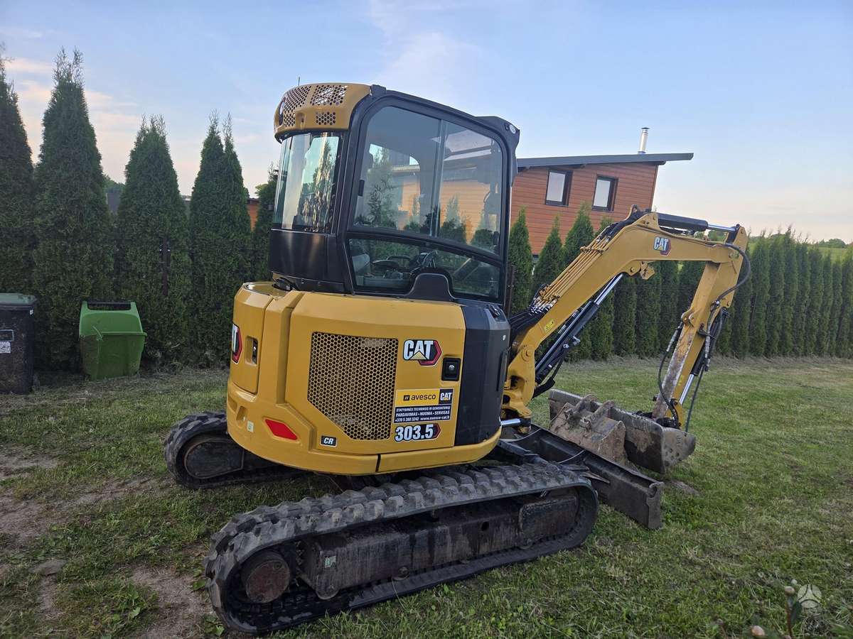 Caterpillar 303.5 cr, mini excavator