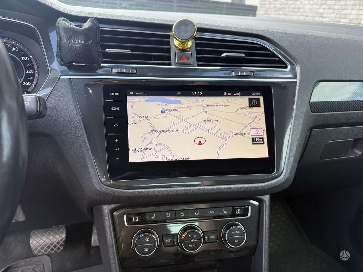 Volkswagen Tiguan - 6