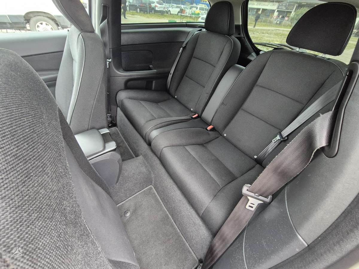 Volvo C30 - 12