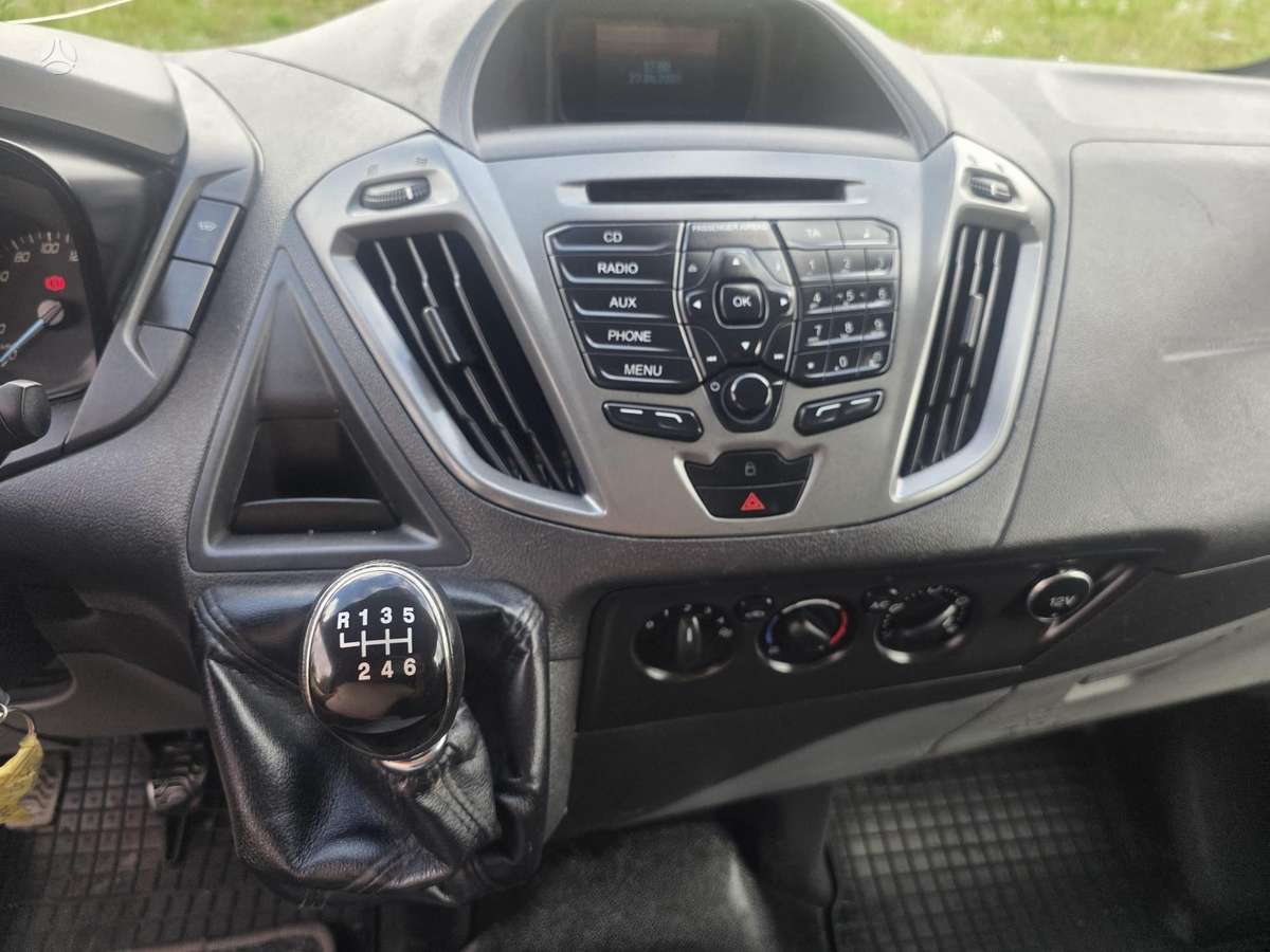 Ford Transit Custom, Коммерческий