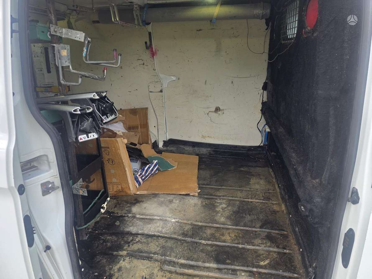 Ford Transit Custom, Коммерческий