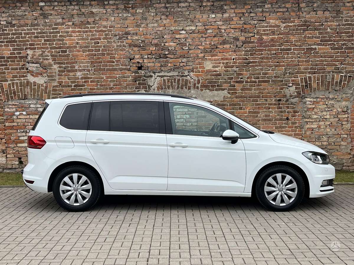 Volkswagen Touran - 5