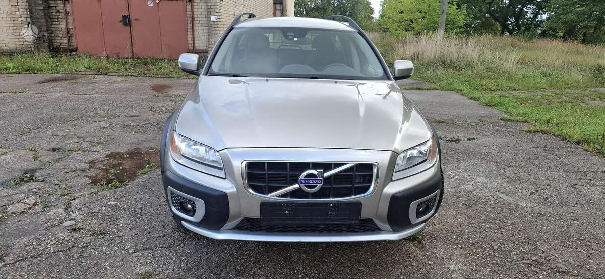 Volvo XC70 - 4