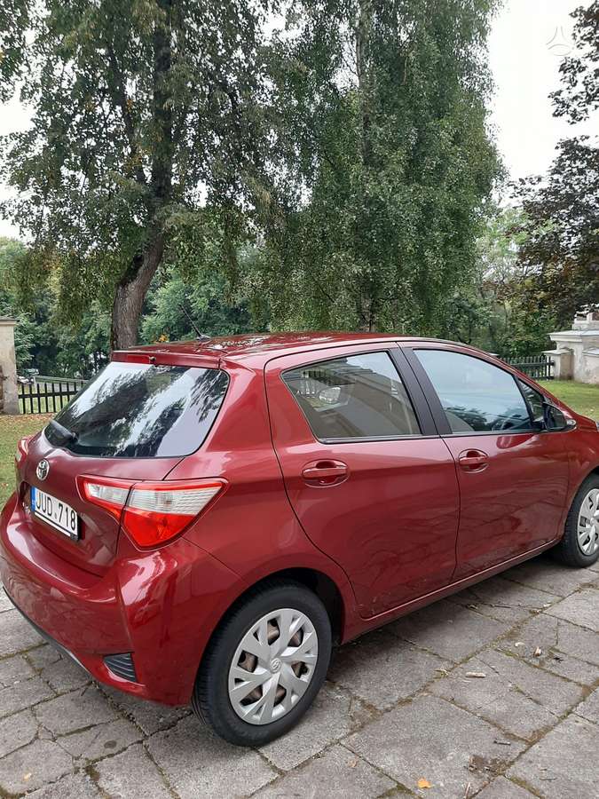 Toyota Yaris - 4