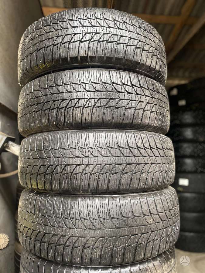 Triangle, winter 225/60 R18