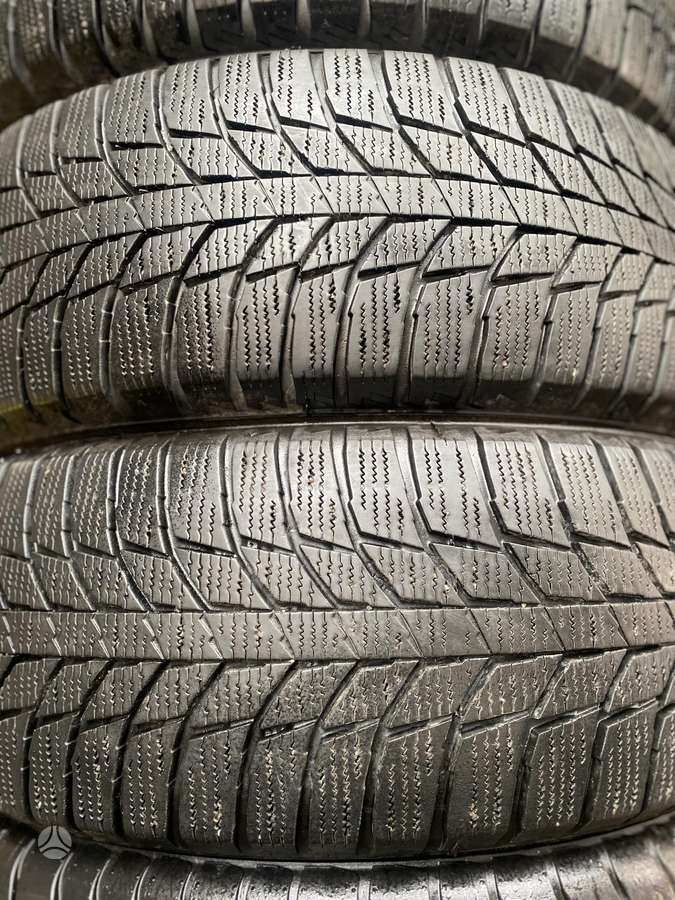 Triangle, winter 225/60 R18