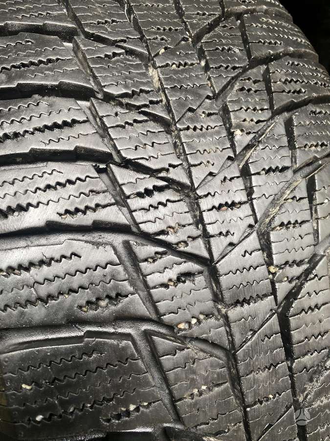 Triangle, winter 225/60 R18