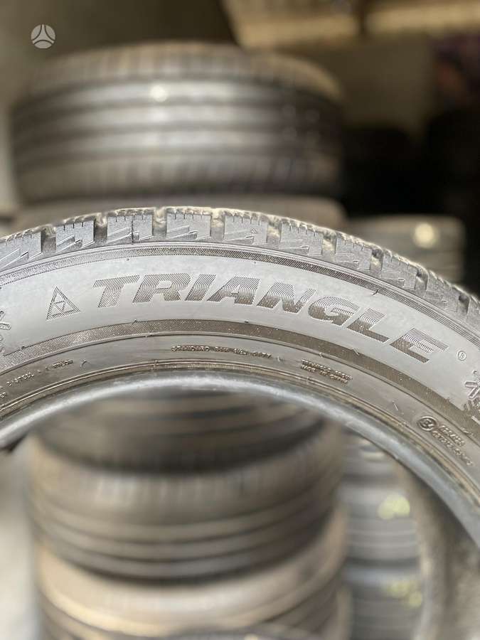 Triangle, winter 225/60 R18