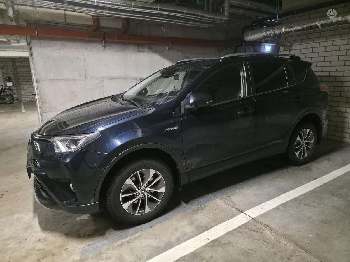 Toyota RAV4 - 3