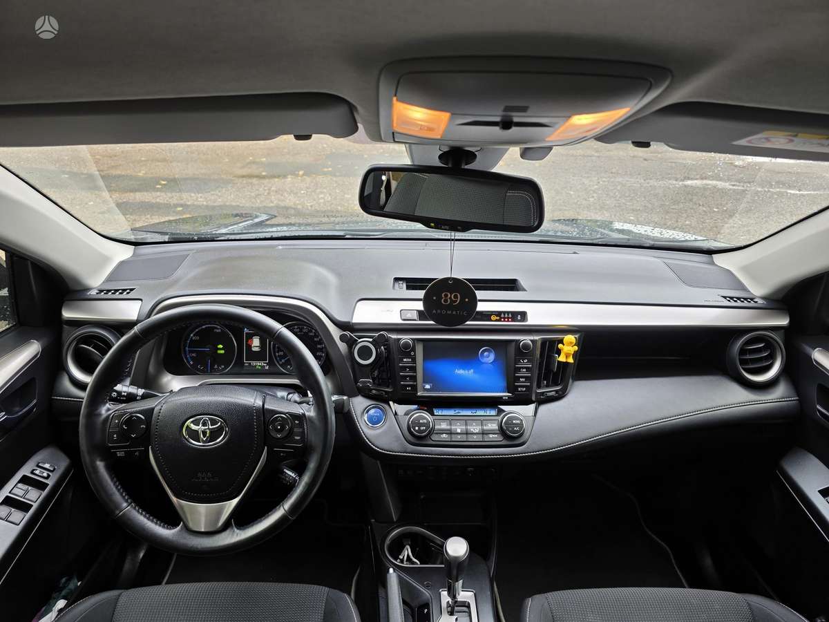 Toyota RAV4 - 7