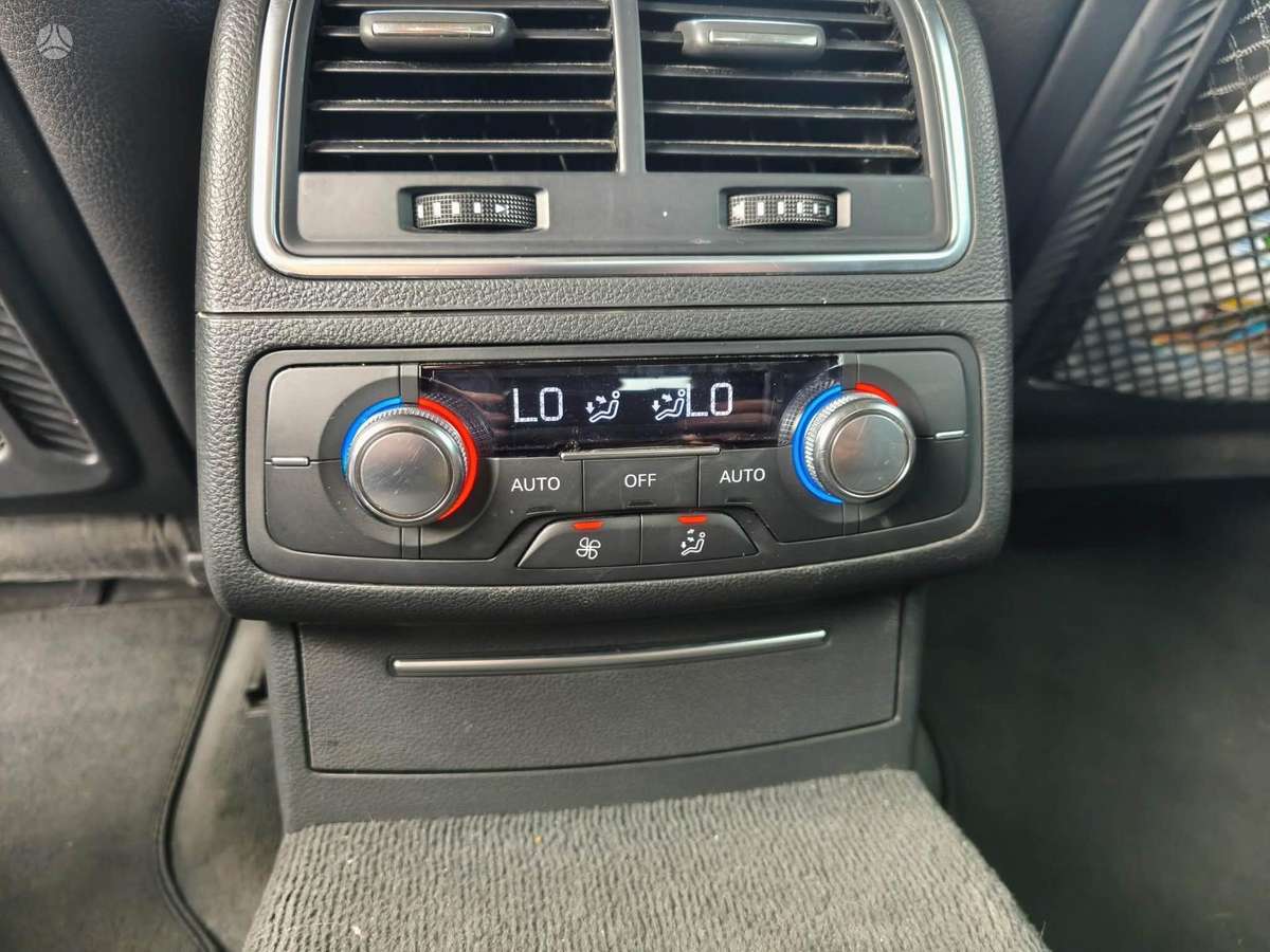 Audi A7, 3.0 l., Седан