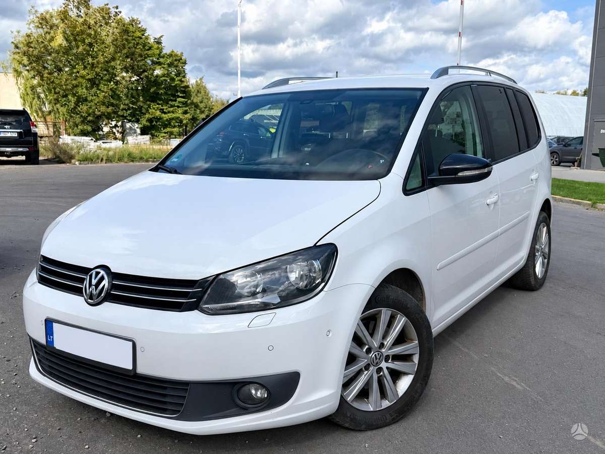 Volkswagen Touran - 1