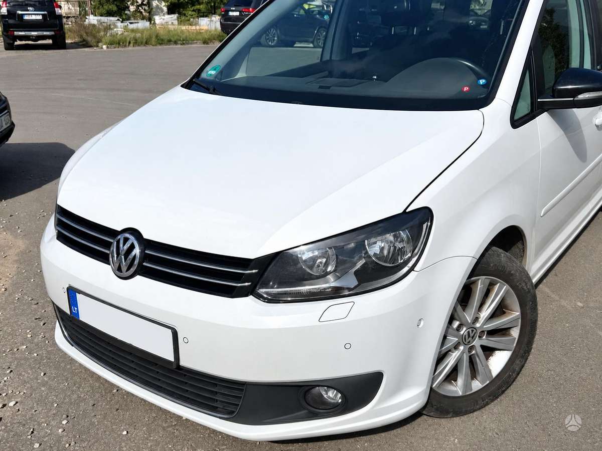 Volkswagen Touran - 2