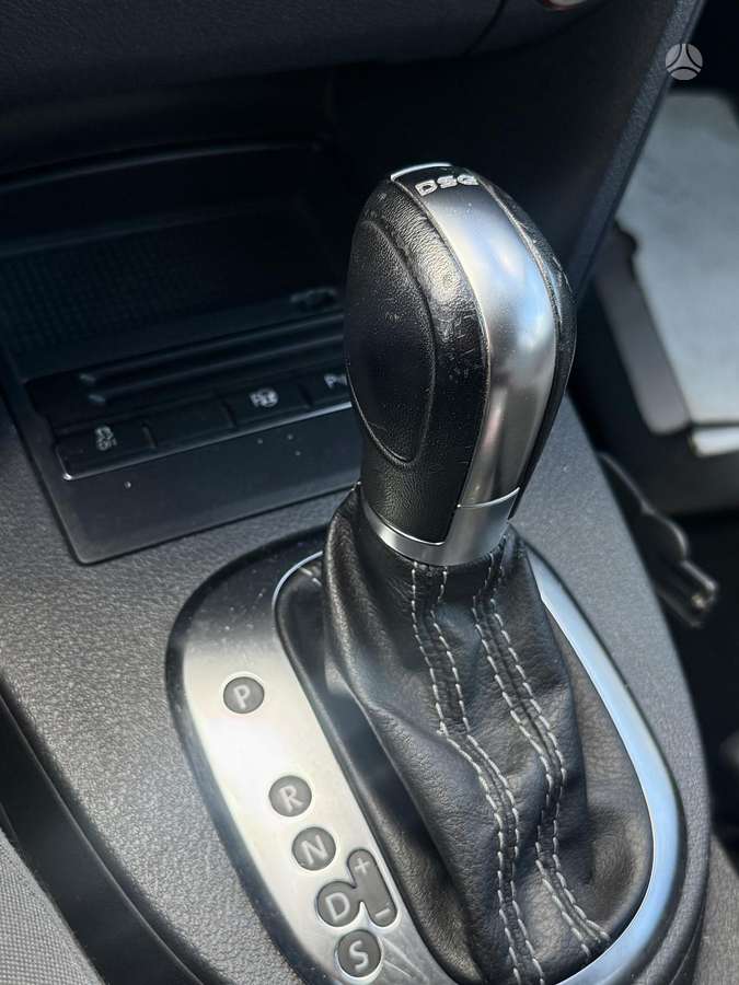 Volkswagen Touran - 7