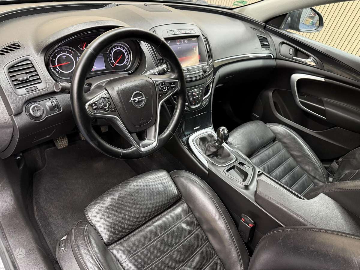 Opel Insignia, 2.0 l., Универсал