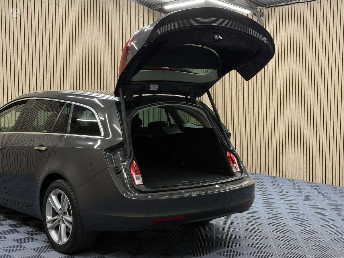 Opel Insignia, 2.0 l., Универсал