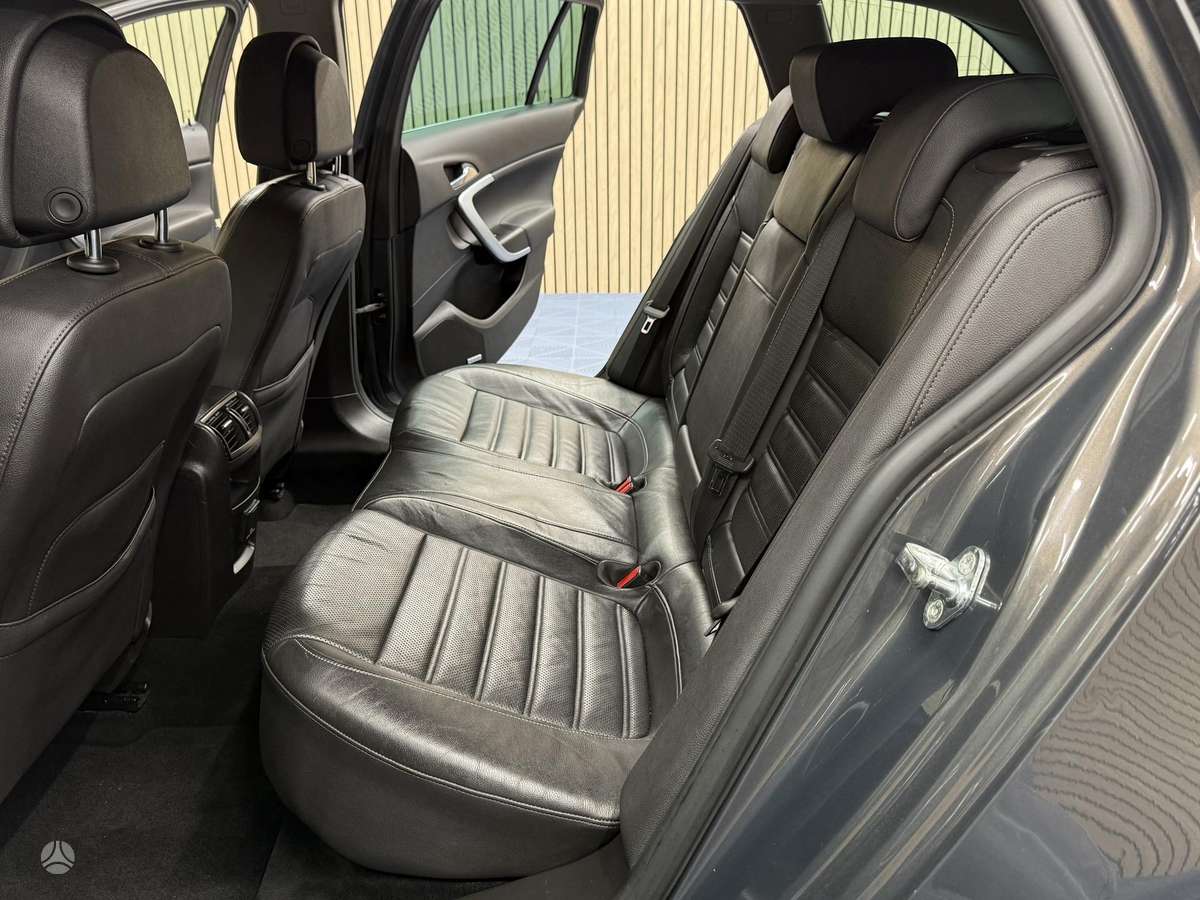 Opel Insignia, 2.0 l., Универсал