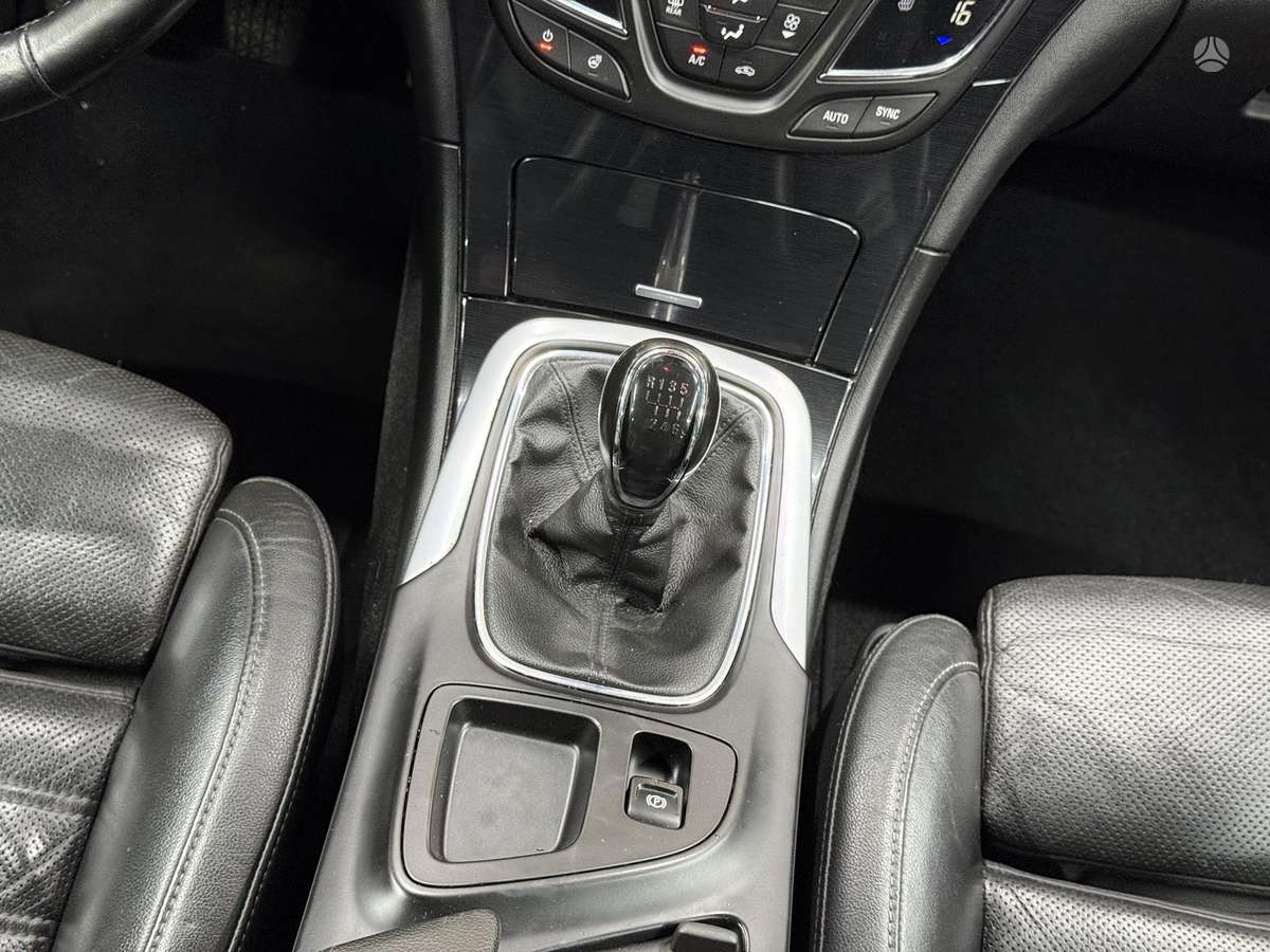 Opel Insignia, 2.0 l., Универсал