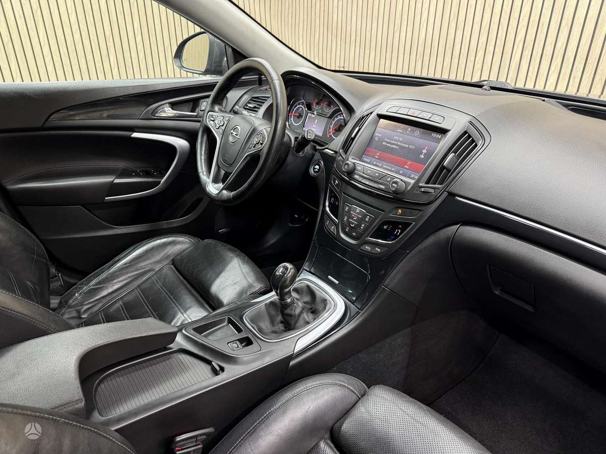 Opel Insignia, 2.0 l., Универсал
