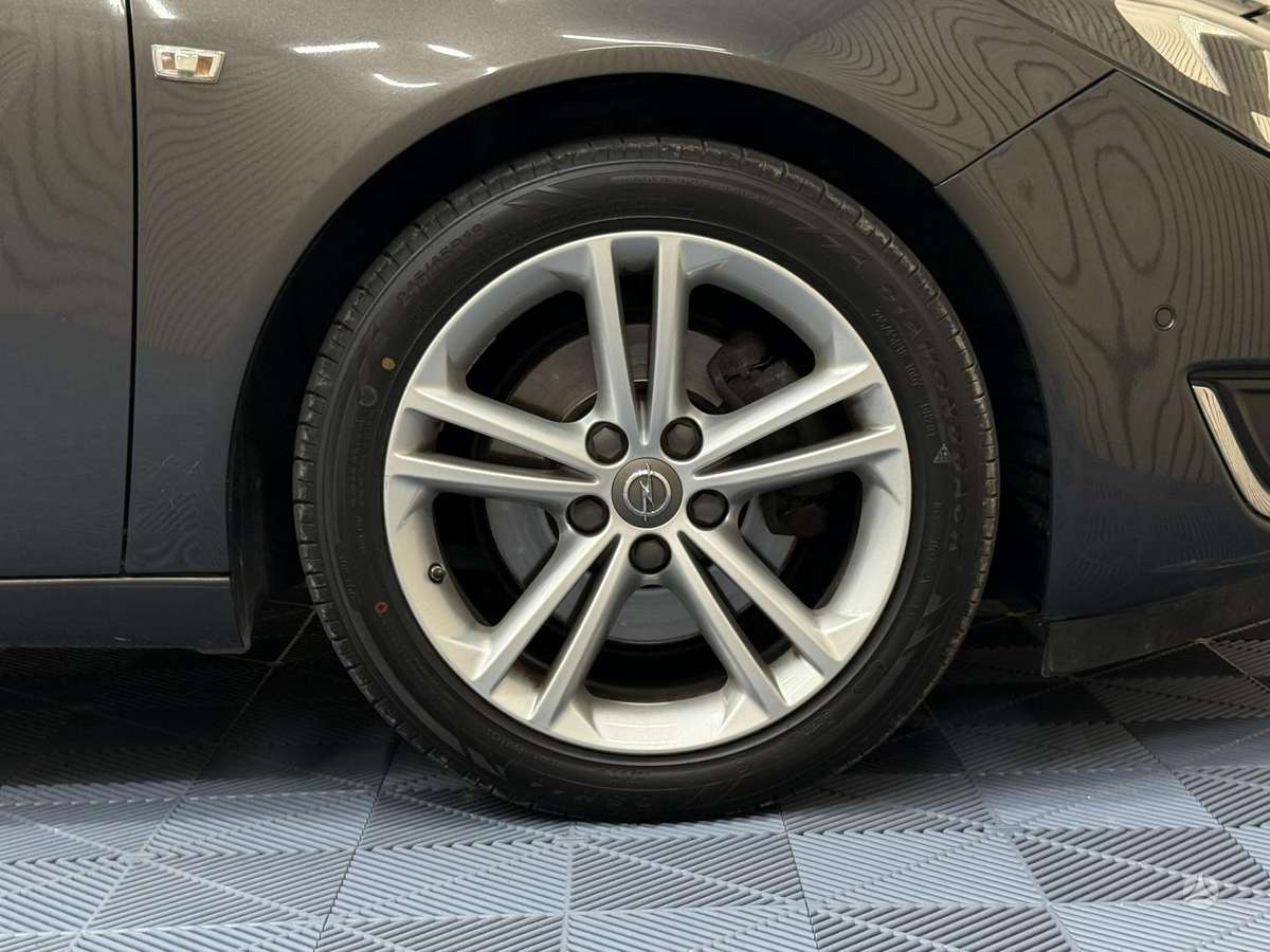 Opel Insignia, 2.0 l., Универсал