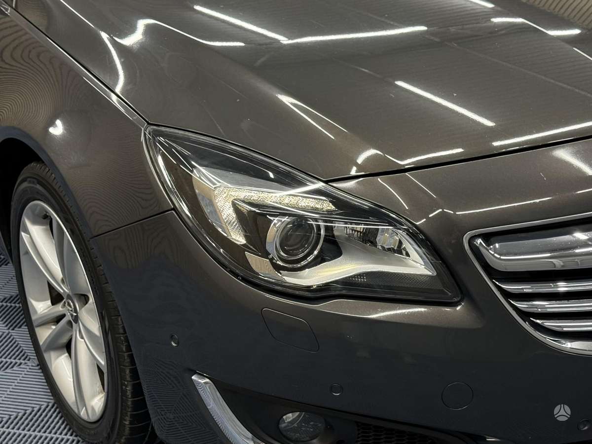 Opel Insignia, 2.0 l., universalas